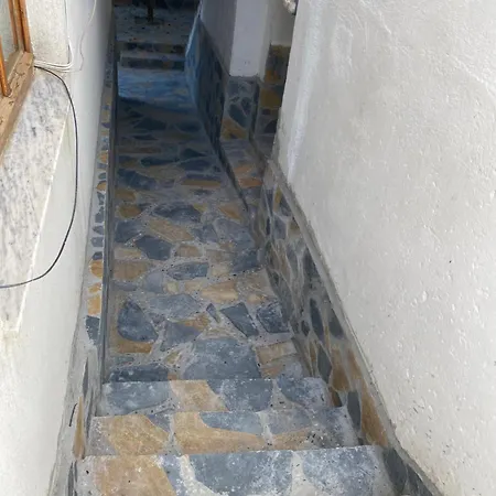 Isallari